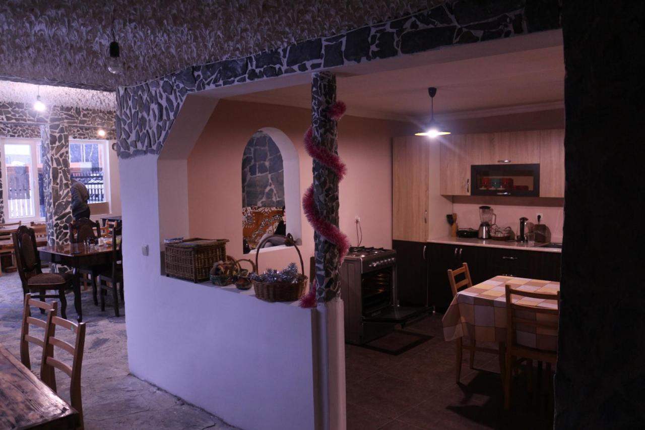 Inga Jafaridze Guesthouse Pele Mestia Exterior foto